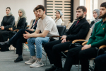 Студенты университетов получили дипломы по программе профессиональной переподготовки "Бизнес-английский" в рамках программы "Приоритет-2030"