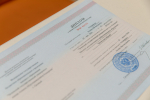 Студенты университетов получили дипломы по программе профессиональной переподготовки "Бизнес-английский" в рамках программы "Приоритет-2030"